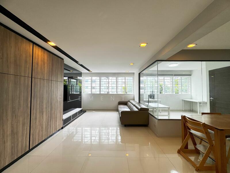 For Sale - 20 Holland Drive