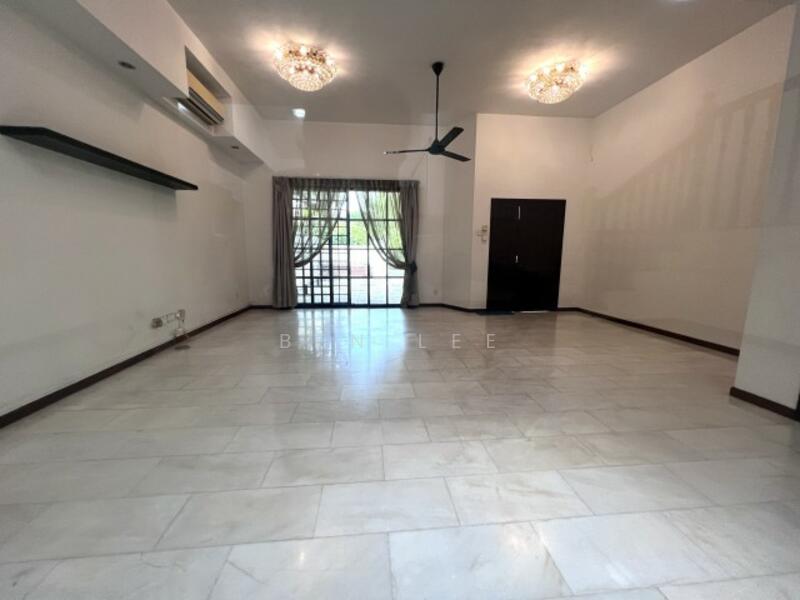 For Rent - clementi road D05 cheap terrace house 4 bedroom rent