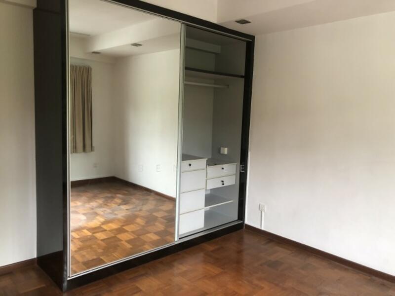 For Rent - clementi road D05 cheap terrace house 4 bedroom rent