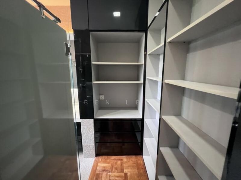 For Rent - clementi road D05 cheap terrace house 4 bedroom rent