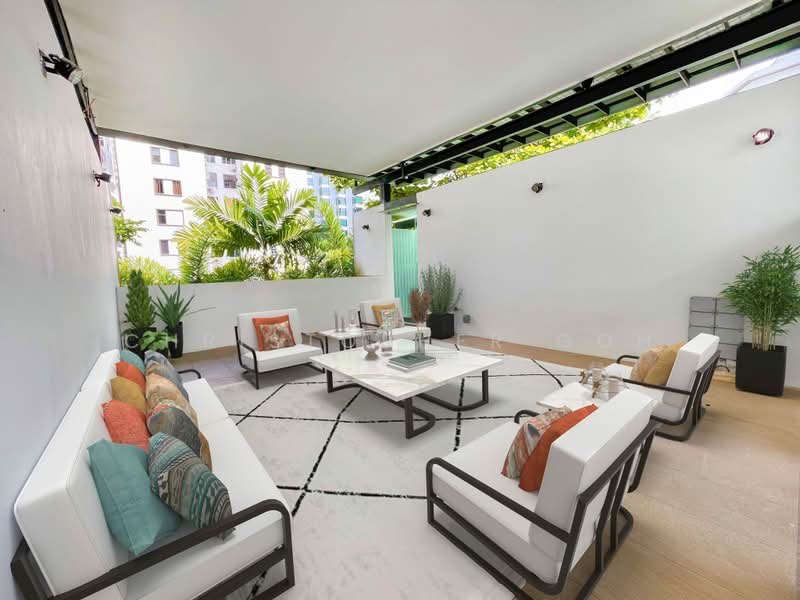 Jalan Elok, Jalan Elok, 4 Bedrooms, 3,195 sqft, Terraced House For Sale, by Christopher Goh, 60159723 - PropertyGuru.com.sg