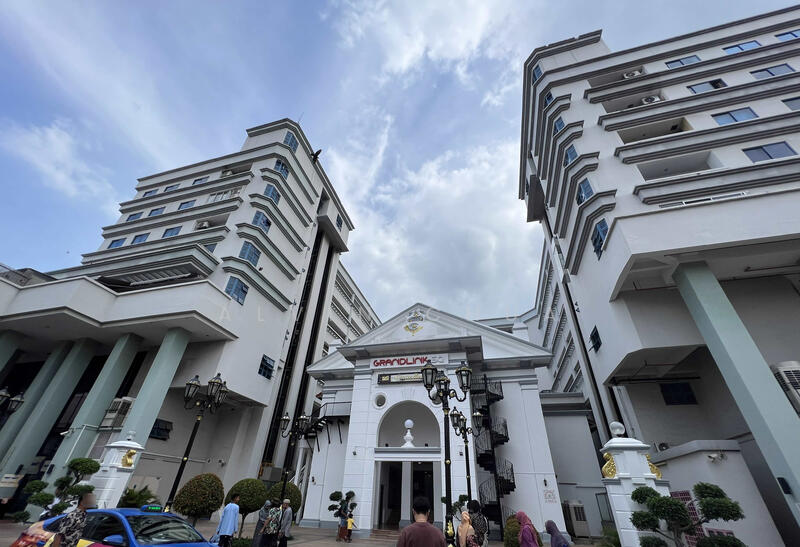Grandlink Square, 511 Guillemard Road, 505 sqft, Mall Shop For Sale, by Alvin Chua, 60159756 - CommercialGuru.com.sg