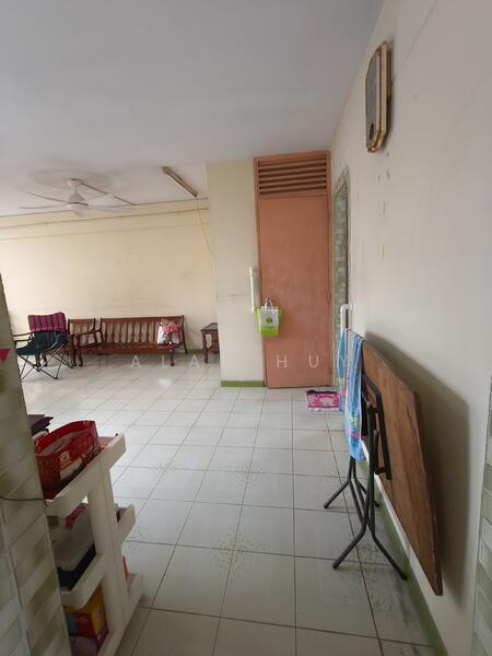 For Sale - 102 Woodlands Street 13