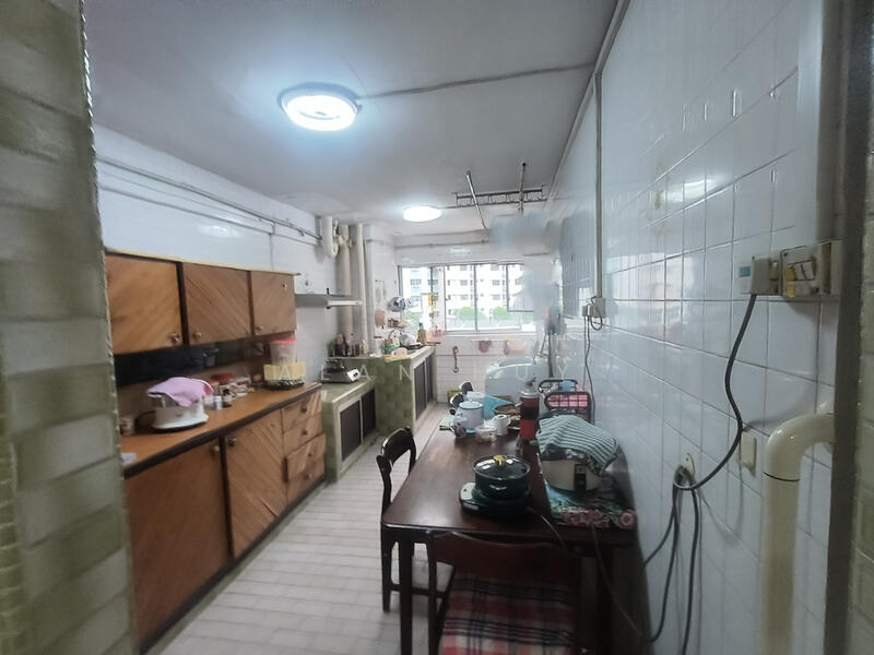 For Sale - 102 Woodlands Street 13