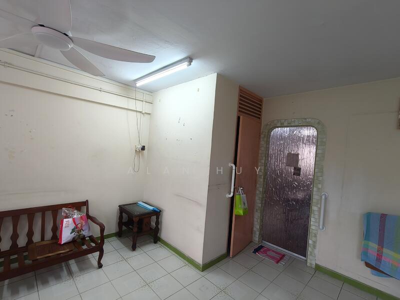 For Sale - 102 Woodlands Street 13