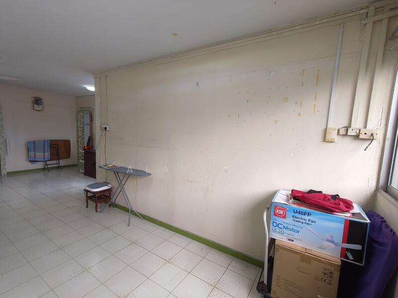 For Sale - 102 Woodlands Street 13