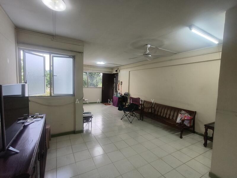 For Sale - 102 Woodlands Street 13