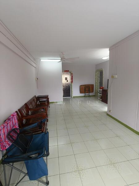 102 Woodlands Street 13 HDB Flat For Sale at S$ 499,000 | PropertyGuru Singapore