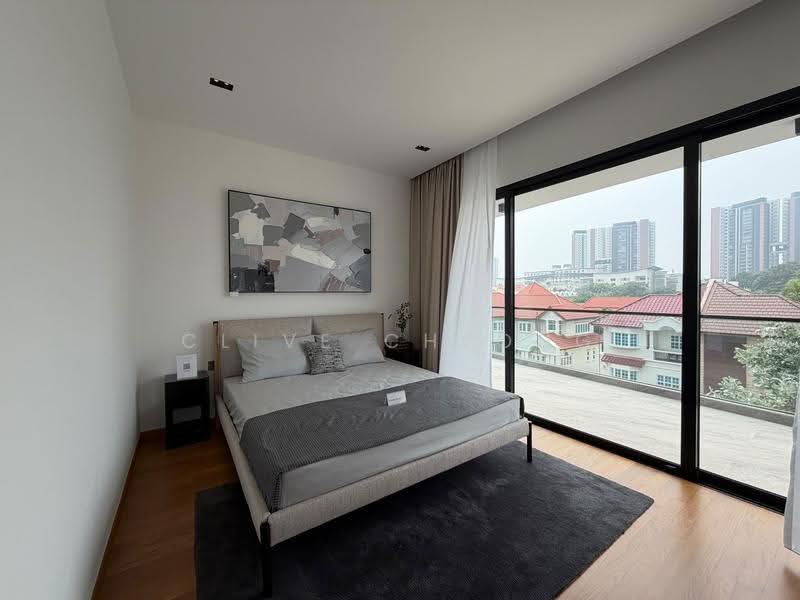 Siglap Road, East Coast / Marine Parade, 5 Bedrooms, 9,280 sqft, Detached House For Sale, by Clive Cheong, 60160067 - Bedroom - PropertyGuru.com.sg