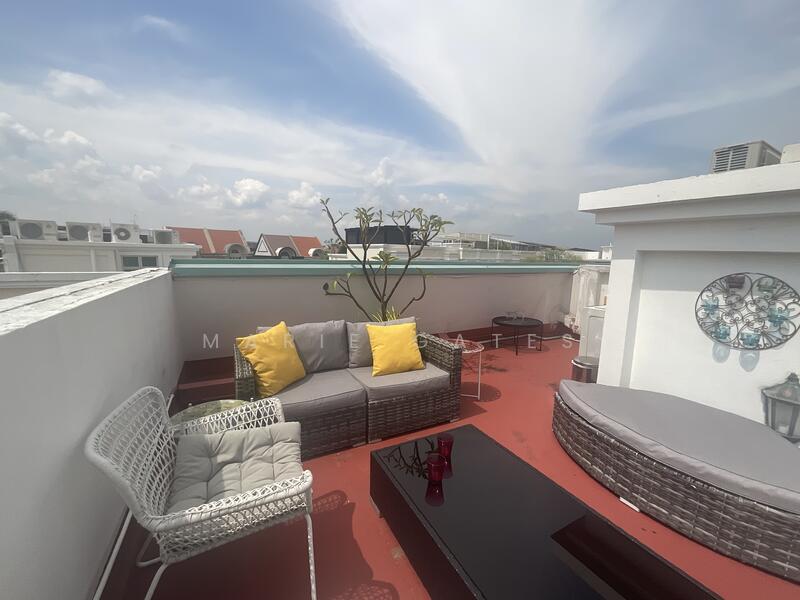 Roof Terrace with sweeping views
