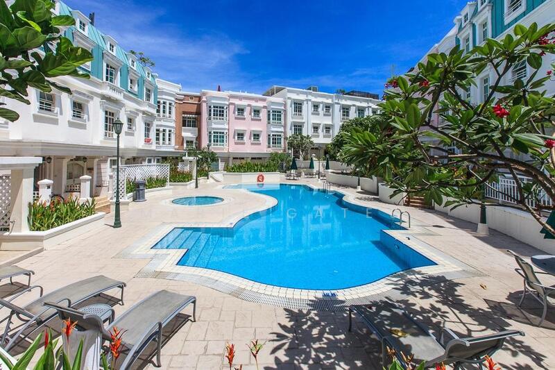 3 swimming pools