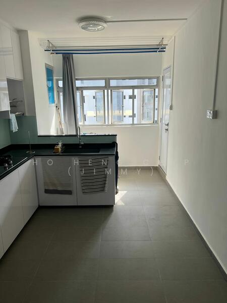 For Rent - 802 Tampines Avenue 4