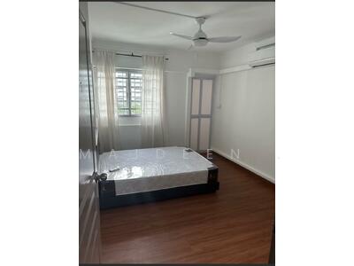For Rent - 209 Serangoon Central