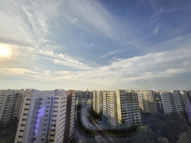 ⭐️ CHEAP OFFICE RENTAL, , 330 sqft, Light Industrial (B1) For Rent, by Charles Yi Ming, 60160288 - CommercialGuru.com.sg