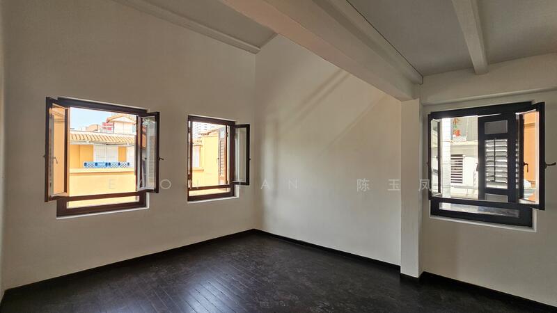 ✨ Level 2 w Attic & Terrace | Jln Pisang Shophouse, Jalan Pisang | North Bridge Road | Haji Lane, 1,137 sqft, Shop / Shophouse For Rent, by Evon Tan 陈玉凤, 60160375 - Study - CommercialGuru.com.sg