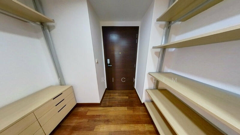 Walk in closet