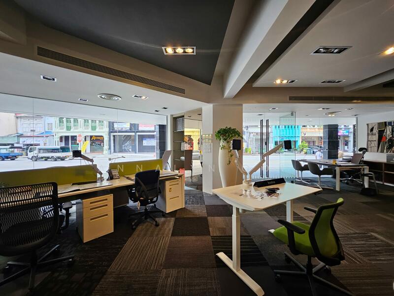 Entire Ground Floor F&B Approved Unit With 30 Meters Dual Frontage, , 4,876 sqft, Food & Beverage For Sale, by Annalyn Ooi, 60160680 - Ground Floor - CommercialGuru.com.sg