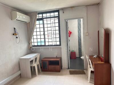 For Rent - 832 Tampines Street 82