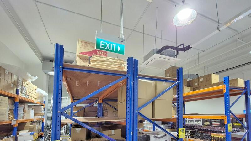Wcega Plaza, 1 Bukit Batok Crescent, 3,186 sqft, Light Industrial (B1) For Rent, by Jeffery Tan, 60160813 - CommercialGuru.com.sg