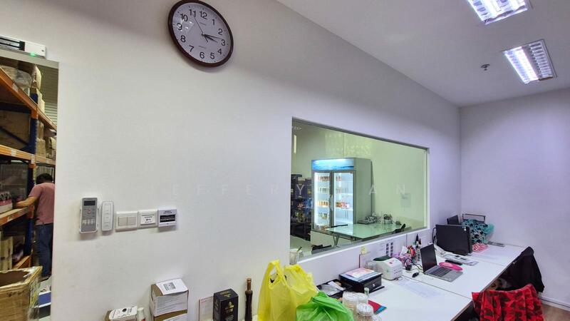 Wcega Plaza, 1 Bukit Batok Crescent, 3,186 sqft, Light Industrial (B1) For Rent, by Jeffery Tan, 60160813 - CommercialGuru.com.sg