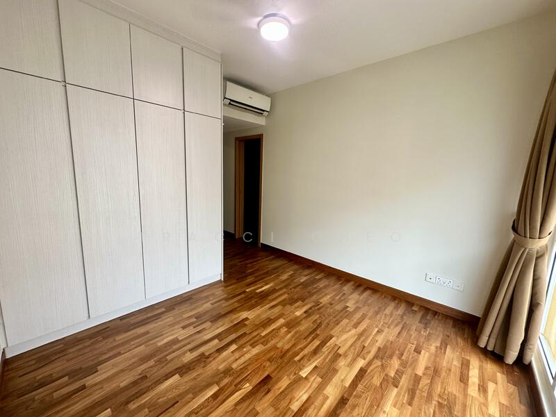 Bedroom 1 (Master)