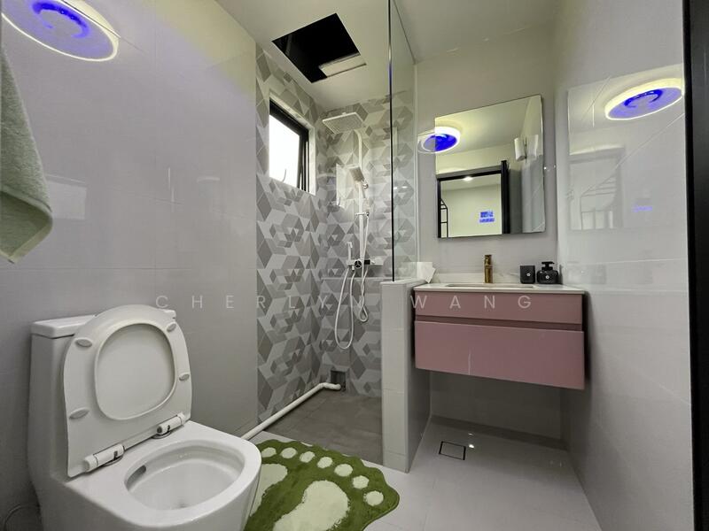 Studio Bathroom