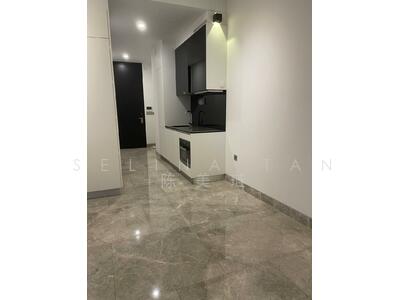 For Rent - Martin Modern