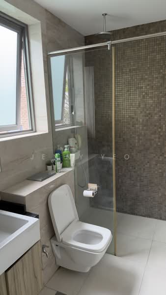 Rich Residence, 27 Richards Avenue, 5 Bedrooms, 4,445 sqft, Cluster House For Sale, by Jenny YEO, 60161137 - Bathroom - PropertyGuru.com.sg