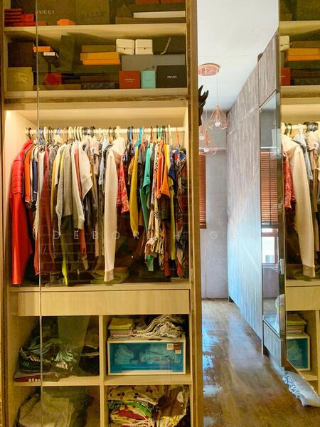 Walk in Wardrobe