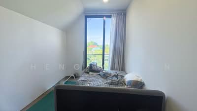 For Sale - The Enclave Holland