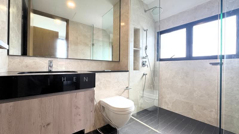 The Enclave Holland, 131 Holland Road, 4 Bedrooms, 1,410 sqft, Condominium For Sale, by Heng Yi Zen, 60161206 - Bathroom - PropertyGuru.com.sg