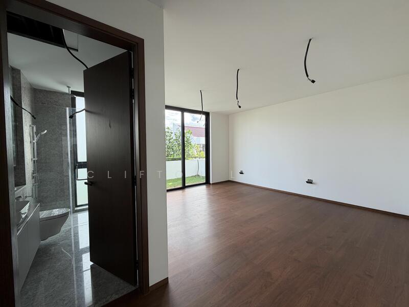 For Sale - ⭐️ Croucher Mansion ⭐️