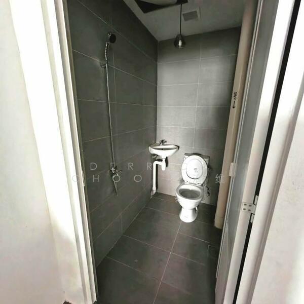 CT Foodchain, 200 Pandan Loop, 1,776 sqft, Factory / Workshop (B2) For Rent, by Derrick Choo 朱治维, 60161344 - CommercialGuru.com.sg