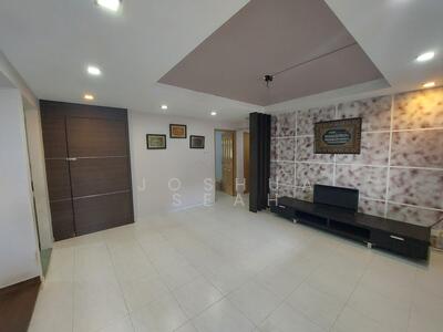 For Sale - 450C Tampines Street 42