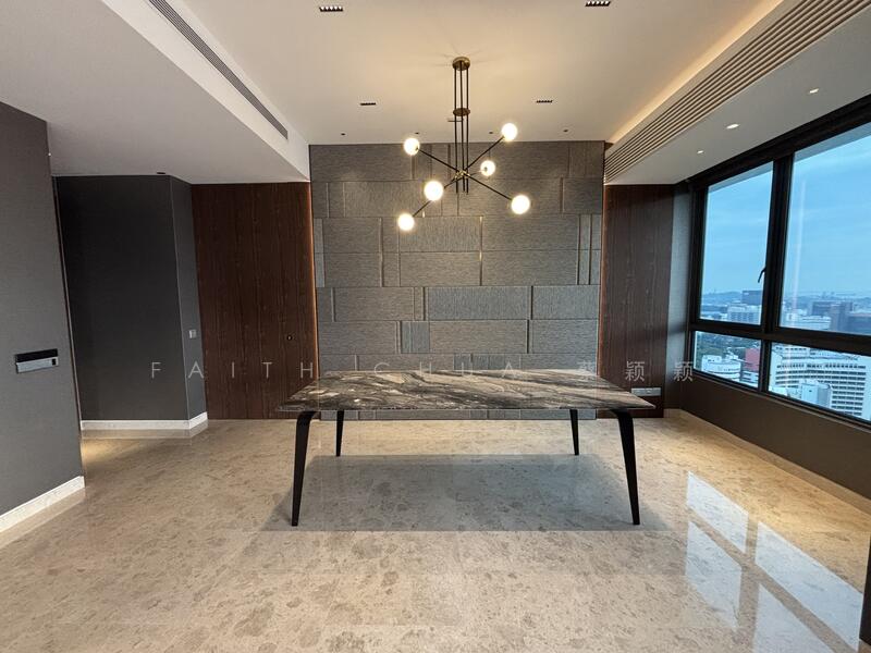 For Rent - Rivergate