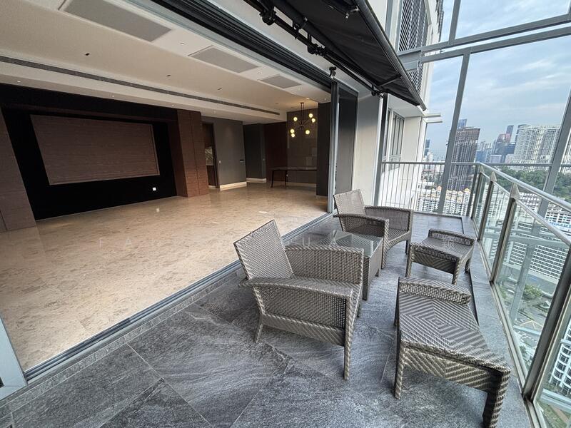 For Rent - Rivergate