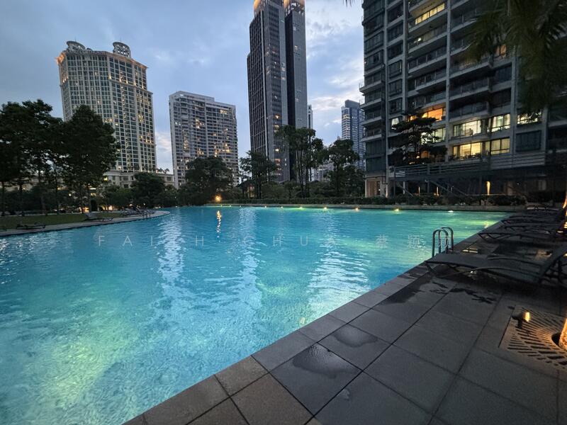 For Rent - Rivergate