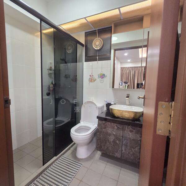 For Sale - 33 Ghim Moh Edge