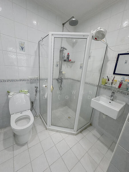 Ensuite Bath