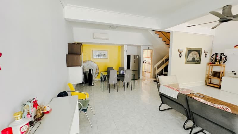 Serene Single Room Near Changi Business Park! Walk to MRT & Expo!, Sunbird Circle / Sunbird Road / Sunbird Avenue, Room Rental, 288 sqft, Terraced House For Rent, by Seah Wan Peng (Gilda), 60161833 - Living Room - PropertyGuru.com.sg
