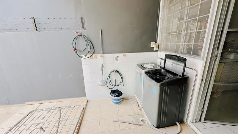 Serene Single Room Near Changi Business Park! Walk to MRT & Expo!, Sunbird Circle / Sunbird Road / Sunbird Avenue, Room Rental, 288 sqft, Terraced House For Rent, by Seah Wan Peng (Gilda), 60161833 - Yard - PropertyGuru.com.sg