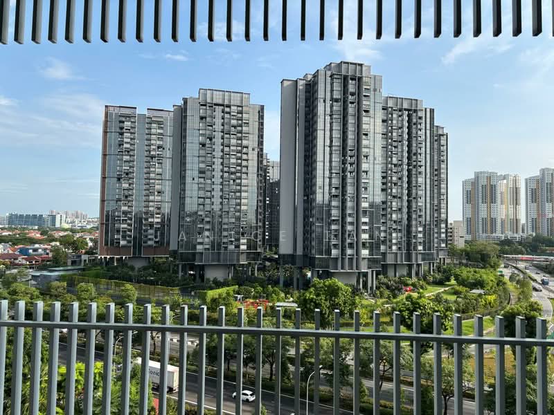 Hundred Trees, 91 West Coast Drive, 2 Bedrooms, 915 sqft, Condominium For Rent, by Janice Tan, 60161848 - PropertyGuru.com.sg