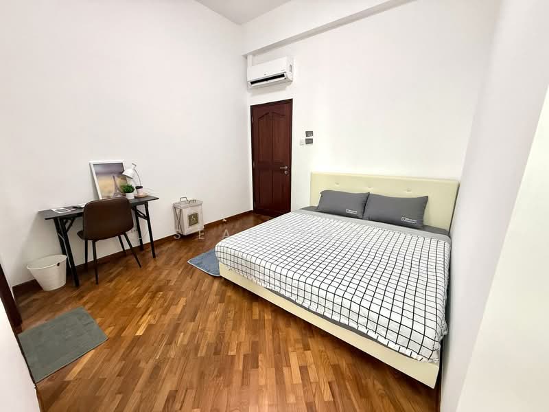 Tanglin Regency, 383 Tanglin Road, Room Rental, 150 sqft, Condominium For Rent, by Sean Ong, 60162072 - Bedroom - PropertyGuru.com.sg