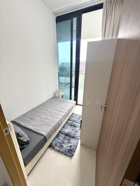 Partition room with balcony!