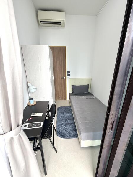 Partition room with balcony!