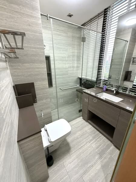 The Crest, 101 Prince Charles Crescent, Room Rental, 180 sqft, Condominium For Rent, by Sean Ong, 60162100 - Bathroom - PropertyGuru.com.sg