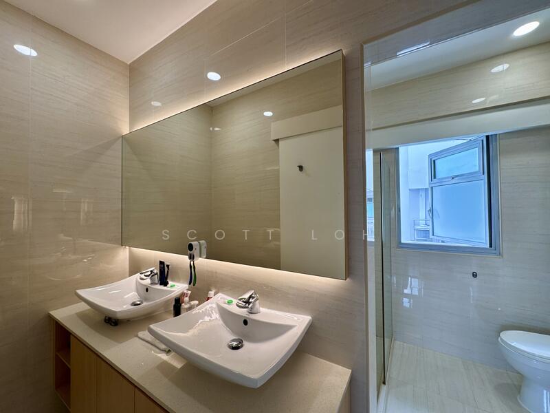 Master Bathroom - His & Hers sink
