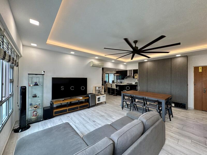 Living & Dining