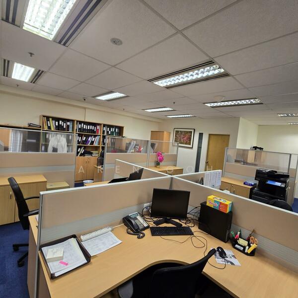 Only 300m to Telok Ayer MRT! Cheap & Spacious Office For Rent!, 3 Phillip Street, 1,600 sqft, Office For Rent, by Aren Goh, 60162175 - Study - CommercialGuru.com.sg