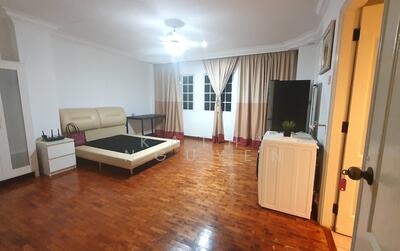 For Rent - Studio Apartment in East Coast Road